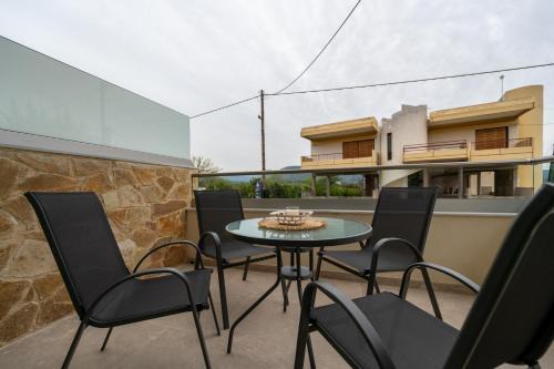 Asini deluxe suite 3, with rooftop terrace and breathtaking views