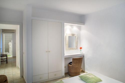 Luxury Villa Skiathos Two-Bedroom Suite Dyo Vromolimnos