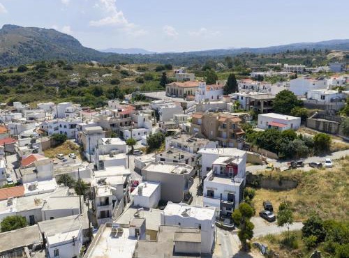 Elia village