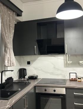 Cleo Luxury Suites