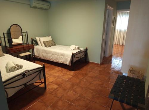 SteliosDimitra Seafront Guest House in Kantia