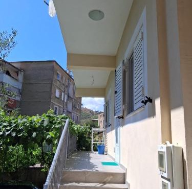 Cozy Apartment in Delvinë in Delvinë