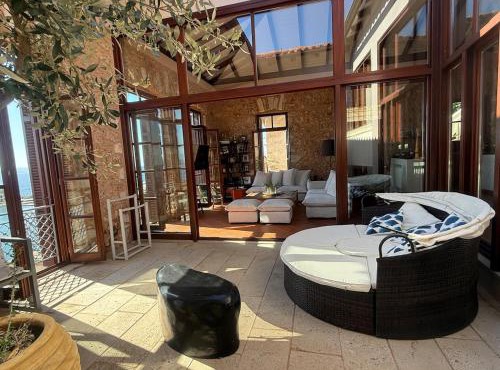Gytheio Retreat, Panoramic Sea View apartment