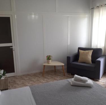 Guest House KrisHen