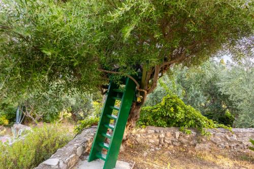 Stone Farmhouse in Groves - Sea & Mountain Views
