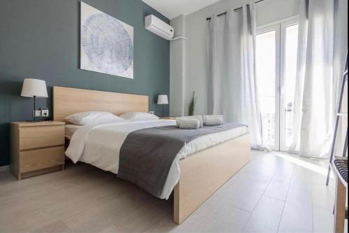 4 bedroom penthouse in center of Athens
